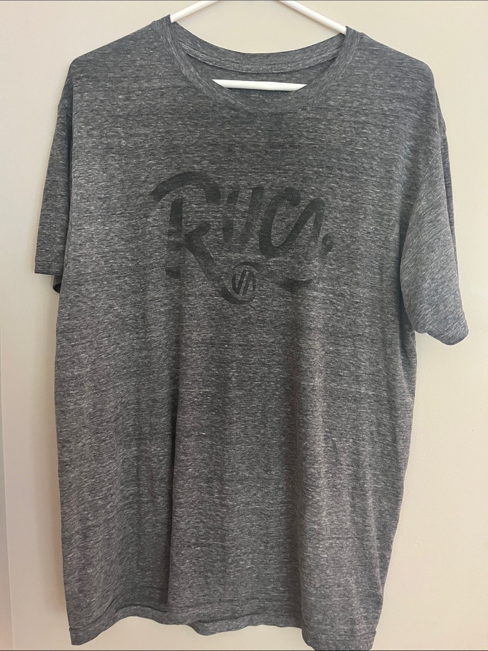 RVCA Men's Gray Heather Script Logo Short Sleeve Tee
